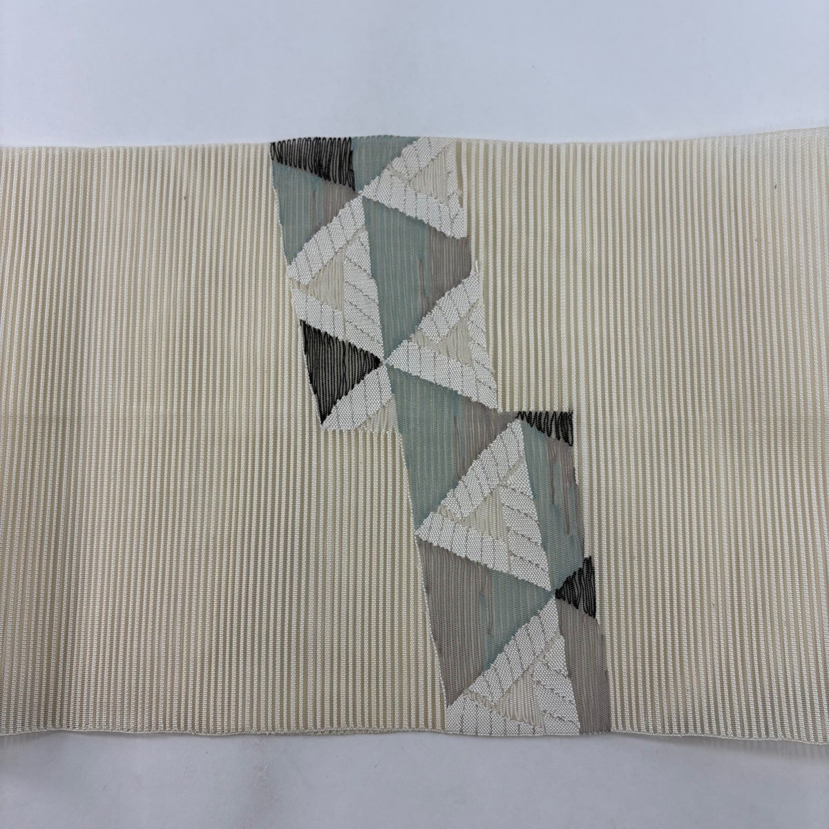 名古屋帯 秀品 夏帯 絽 八寸名古屋帯 幾何学模様 銀糸 クリーム お太鼓