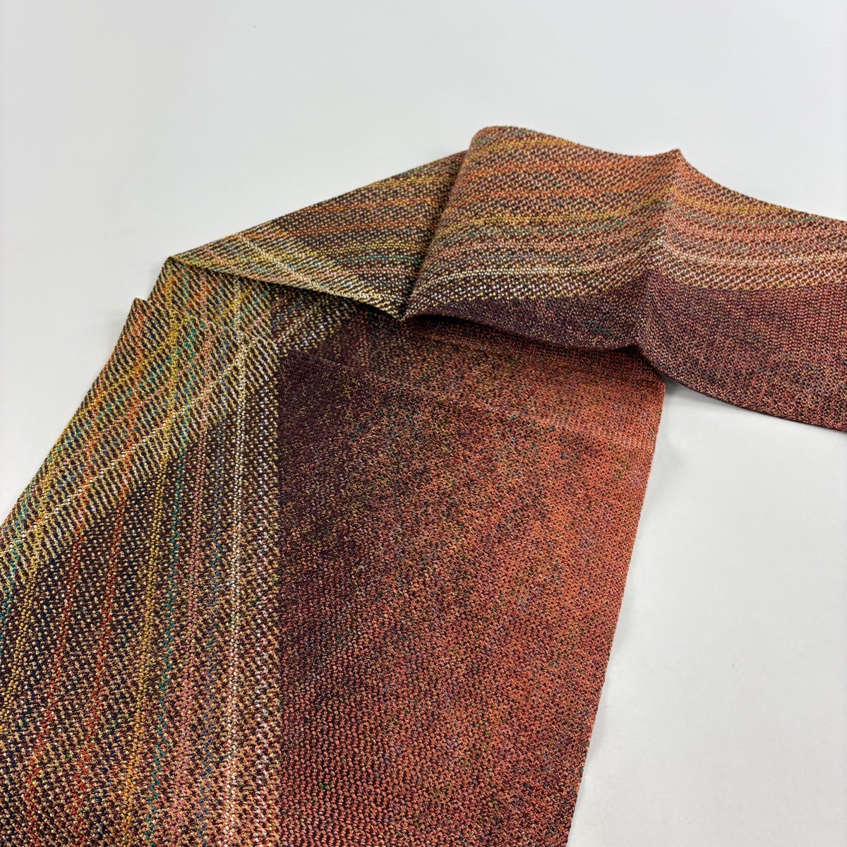 美品】 名古屋帯 秀品 八寸名古屋帯 松葉仕立て 斜縞 金銀糸 えんじ色