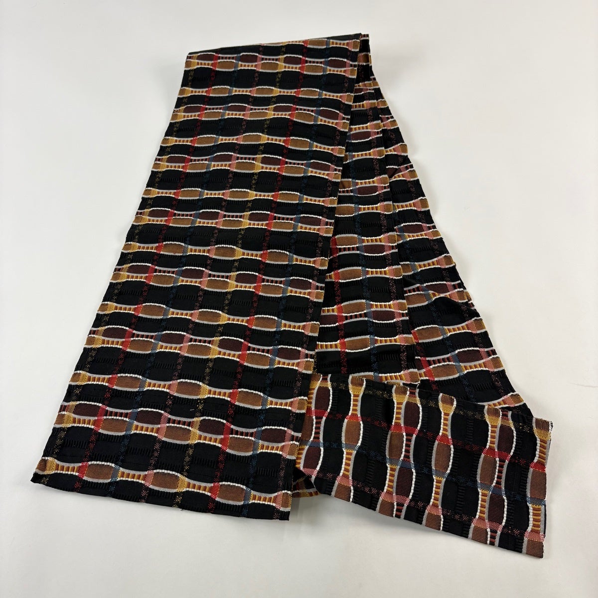 名古屋帯 秀品 八寸名古屋帯 松葉仕立て 幾何学 黒 正絹｜中古・古着