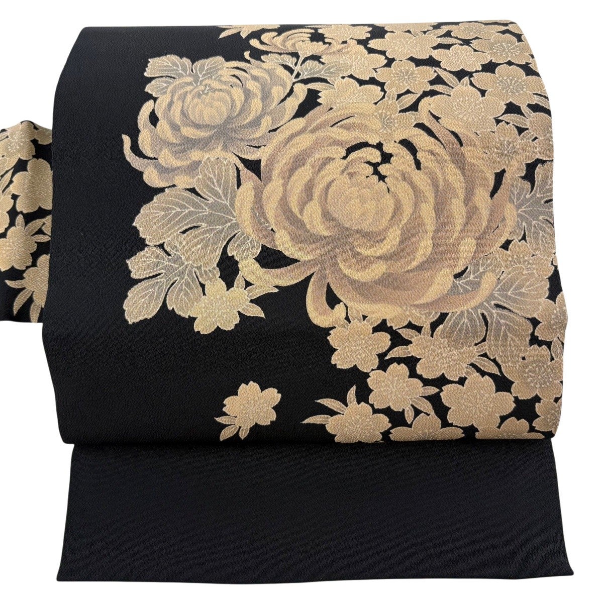 名古屋帯 秀品 乱菊 桜 縮緬 黒 正絹｜中古・古着・リサイクル着物通販