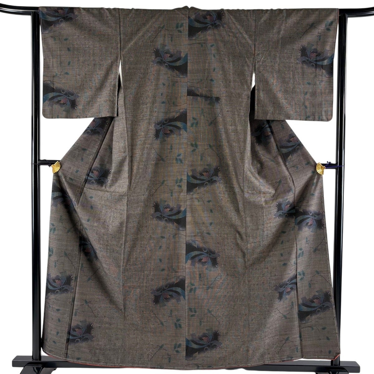 美品】 大島紬 身丈151.5cm 裄丈62.5cm S 袷 菊 草花 紺色 正絹 優品 美品】 大島紬 身丈151.5cm 裄丈62.5cm S 袷 菊 草花 紺色 正絹 優品