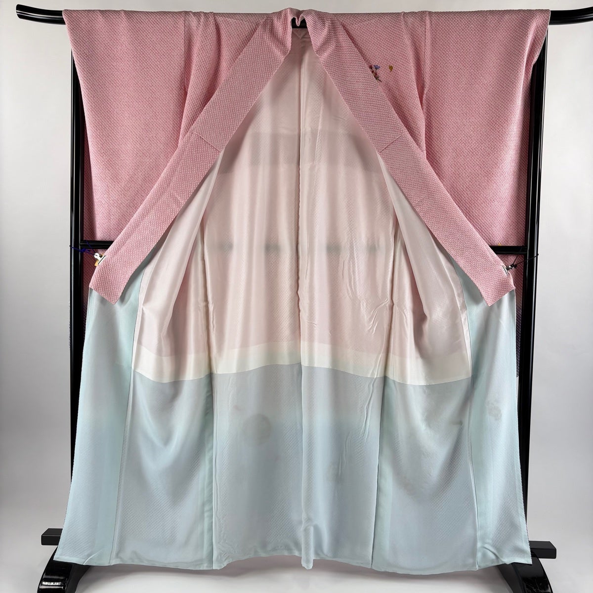 美品】 振袖 身丈161.5cm 裄丈69cm L 袷 手鞠 桜 金糸 総絞り ピンク
