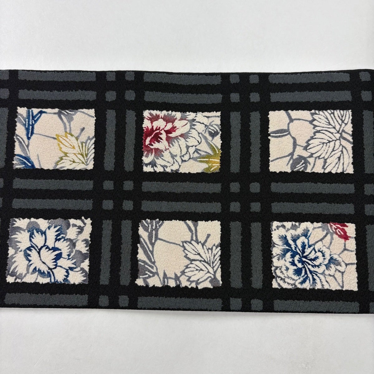美品】 名古屋帯 名品 草花 格子 黒灰 正絹｜中古・古着・リサイクル