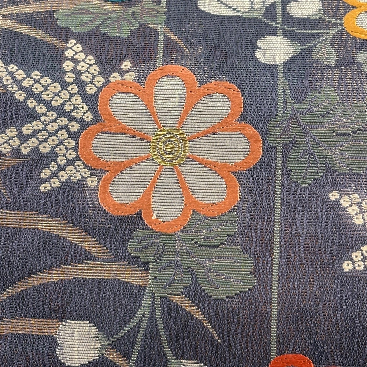 美品】 袋帯 名品 花井幸子 落款あり 草花 箔 紫 六通 正絹｜中古
