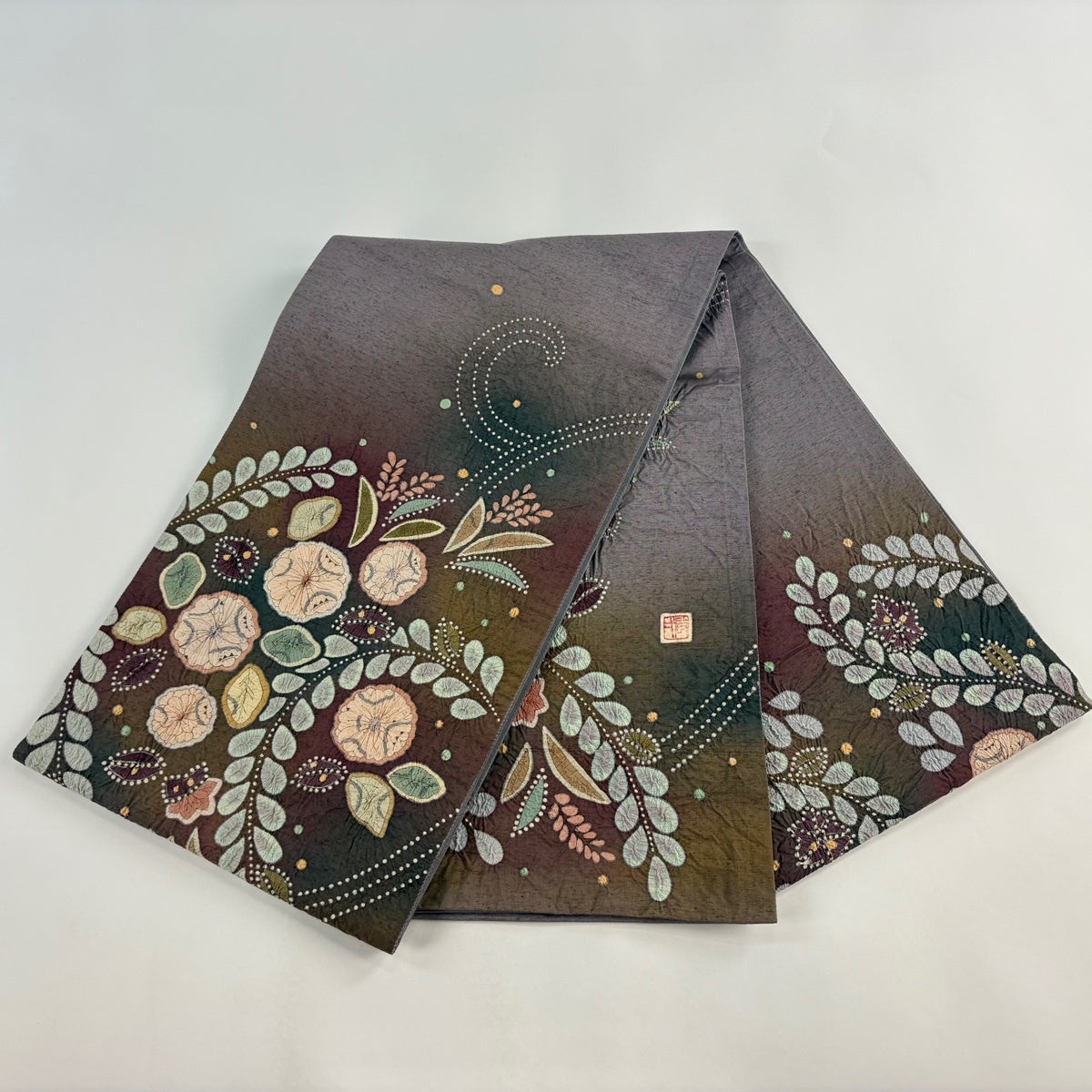美品】 袋帯 名品 落款あり 草花 辻が花 絞り ぼかし 茶紫 お太鼓柄