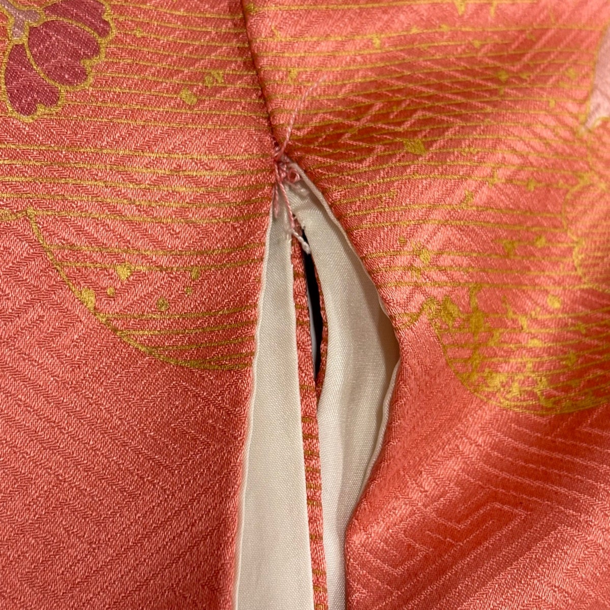 振袖 身丈167cm 裄丈65.5cm M 袷 花車 松竹梅 金糸 金彩 ピンク 正絹