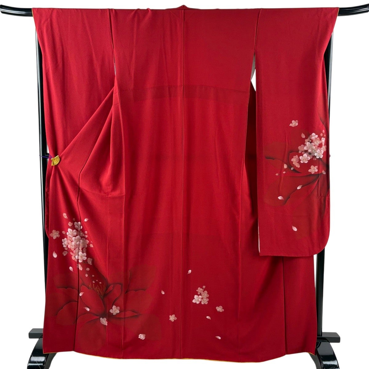 振袖 身丈167cm 裄丈67cm M 袷 桜 花びら 金彩 赤 正絹 秀品｜中古