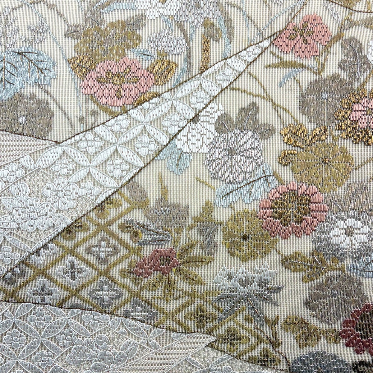 袋帯 名品 夏帯 絽 菊 七宝 箔 金糸 クリーム お太鼓柄 正絹｜中古
