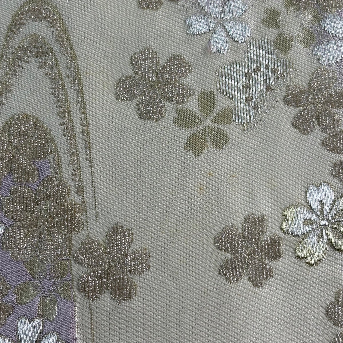 袋帯 名品 桜 流水 金銀糸 クリーム 六通 正絹｜中古・古着
