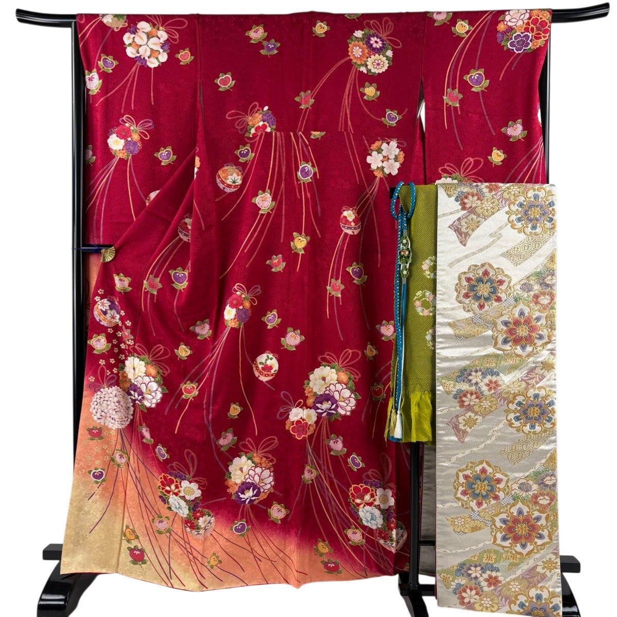 美品】 振袖 身丈165.5cm 裄丈65.5cm M 袷 袋帯フルセット 薬玉 美品】 振袖 身丈165.5cm 裄丈65.5cm M 袷 袋帯フルセット 薬玉
