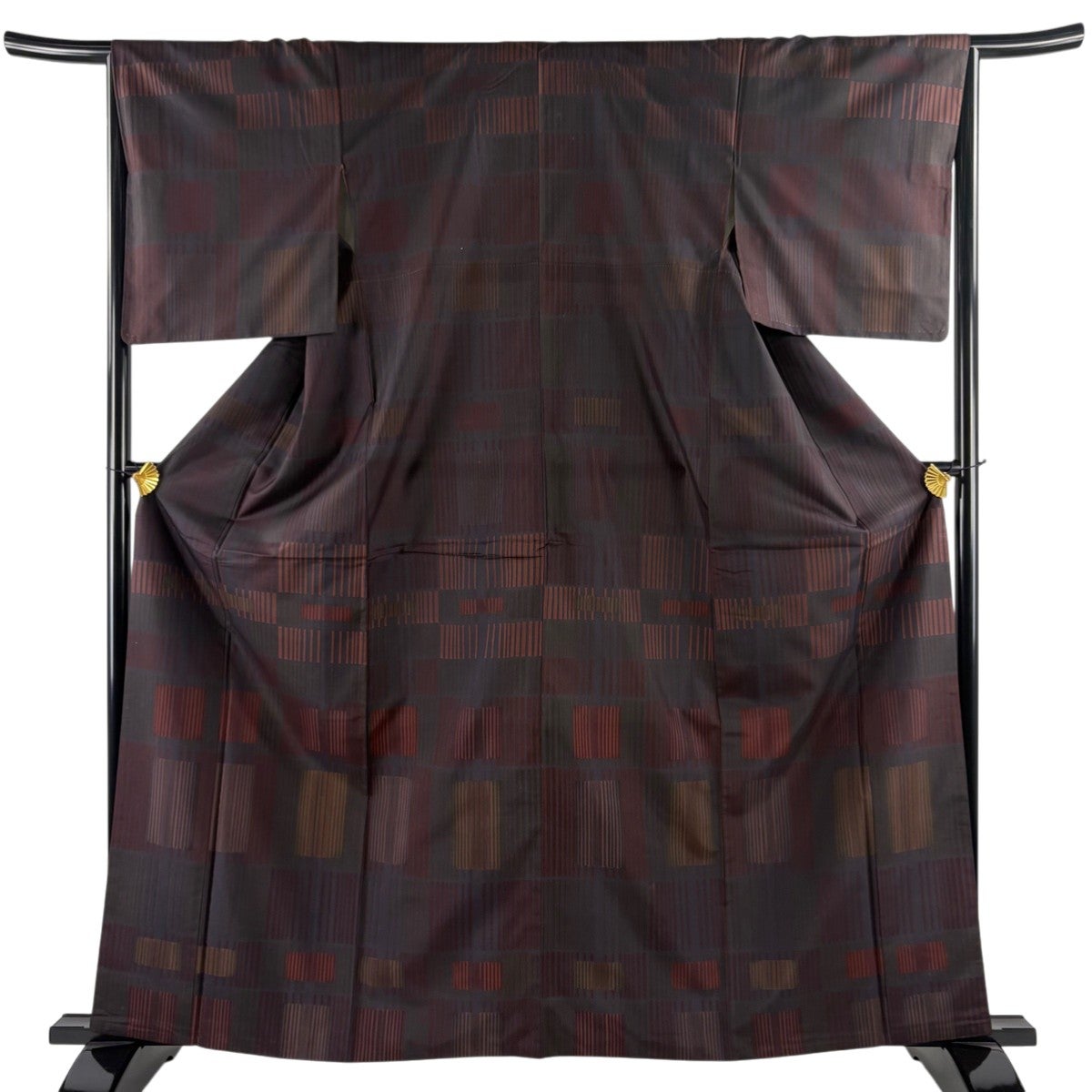 小紋 着物 中古 正絹 袷 カジュアル 縦縞模様 ストライプ 灰汁色 黒色 身丈166cm 裄68cm L トール きもの北條 A1116-6 小紋 着物 中古 正絹 袷 カジュアル 縦縞模様 ストライプ 灰汁色 黒色