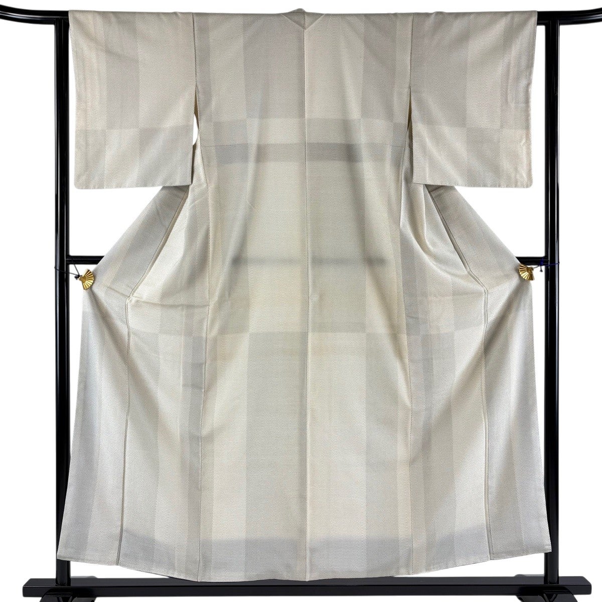 【美品】 紬 身丈158.5cm 裄丈68cm 正絹 秀品 【中古】 美品】 紬 身丈158.5cm 裄丈62.5cm 正絹 秀品 【中古】の通販 by