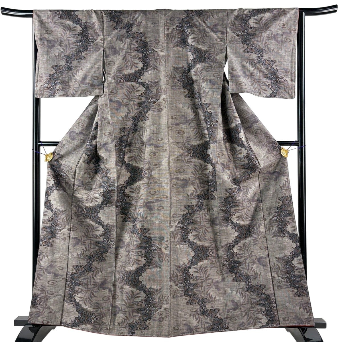 美品】 紬 身丈167.5cm 裄丈68cm L 袷 白布紬 吾妻ぜんまい 落款あり