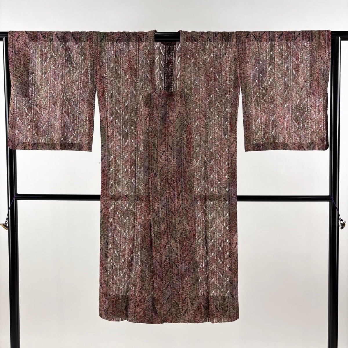 美品】 道行 身丈115cm 裄丈68cm L 和装コート 角衿 幾何学 赤紫 正絹
