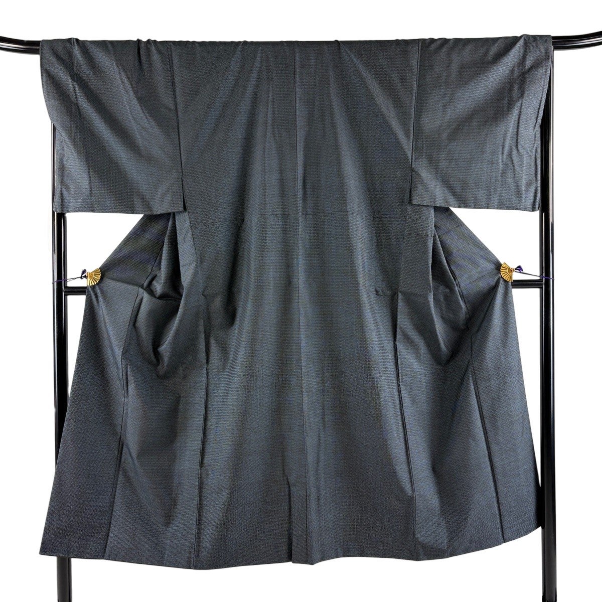美品】 男着物 身丈139cm 裄丈66.5cm S 袷 紬 亀甲絣 焦茶色 正絹 優品 美品】 男着物 身丈139cm 裄丈66.5cm S 袷 紬 亀甲絣 焦茶色 正絹 優品