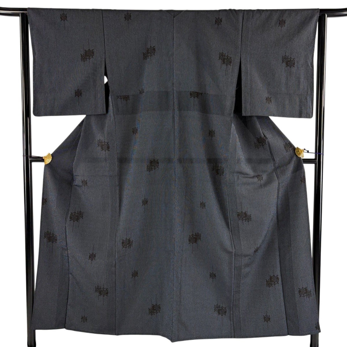 【美品】 紬 身丈156cm 裄丈61.5cm 正絹 逸品 【中古】 美品】 紬 身丈157cm 裄丈63cm S 単衣 縦縞 緑 正絹 優品｜中古・古着
