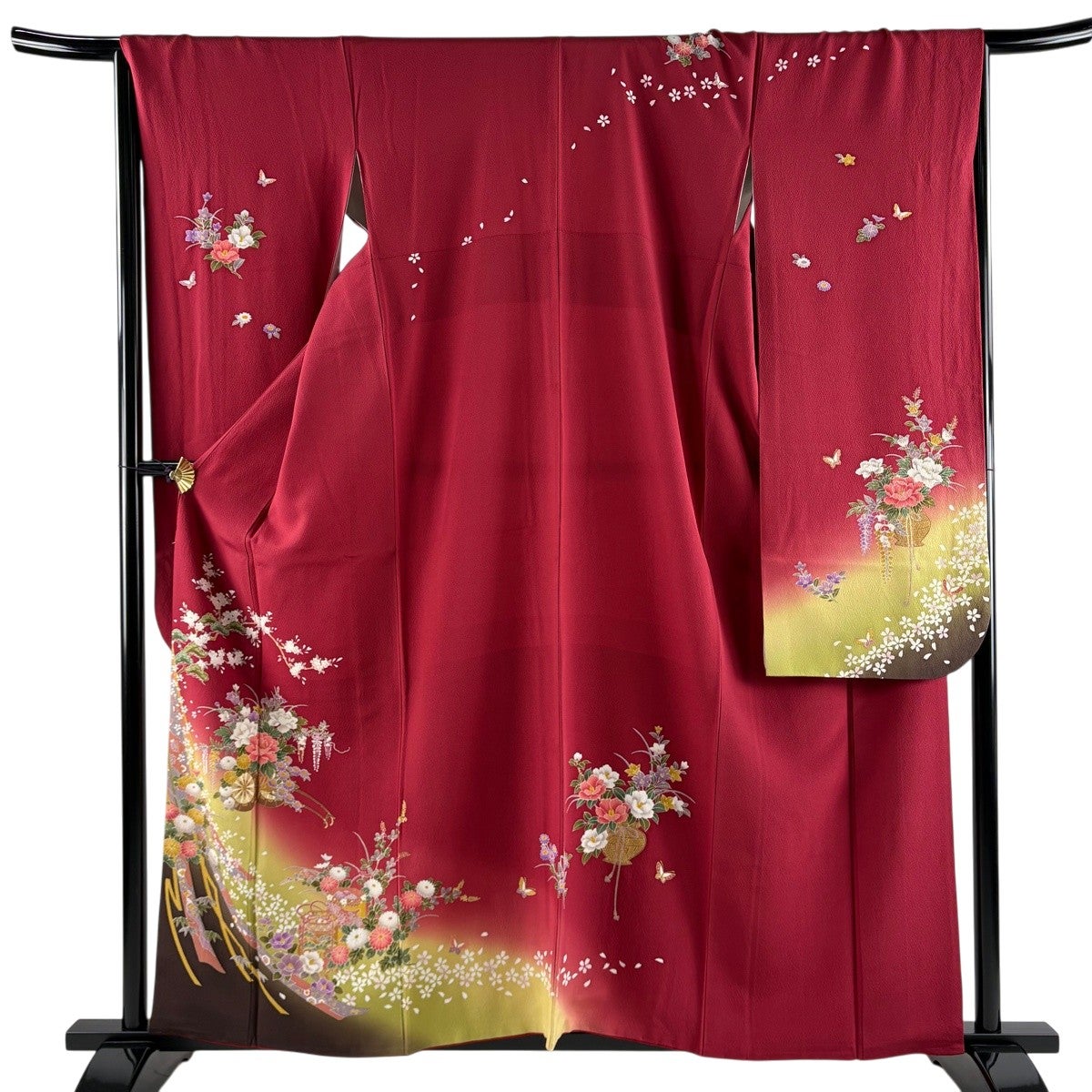 振袖 身丈169.5cm 裄丈71cm L 袷 やまと 桜 松 金糸 金彩 黒 正絹 秀品