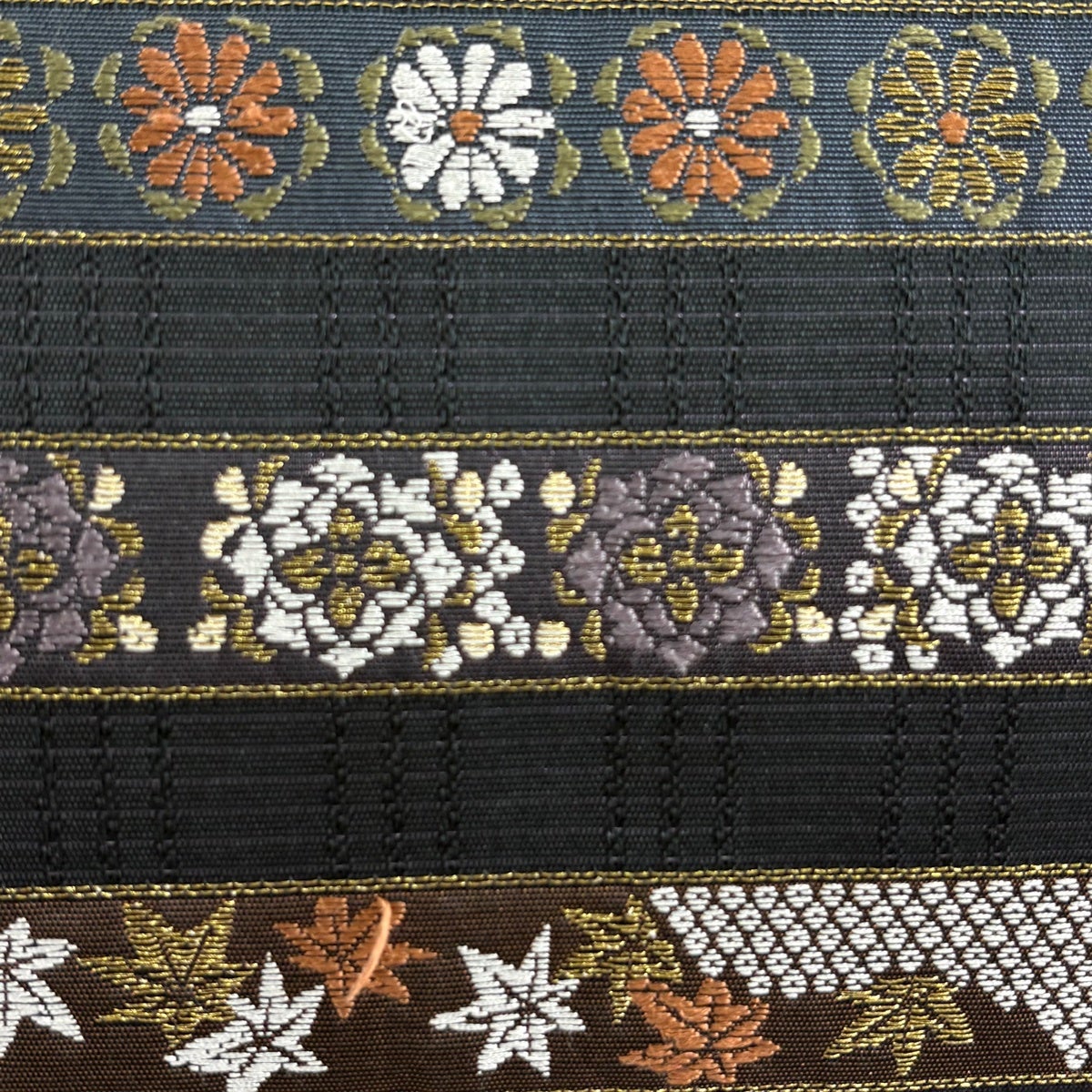 名古屋帯 秀品 草花 七宝 金糸 墨色 正絹｜中古・古着・リサイクル着物