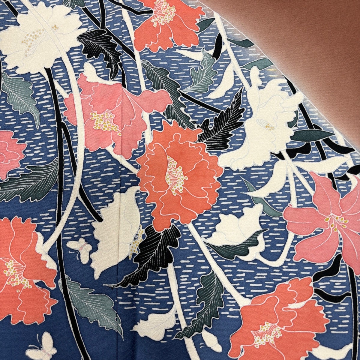 振袖 身丈161.5cm 裄丈63cm S 袷 落款あり 草花 蝶 染め分け ぼかし 青