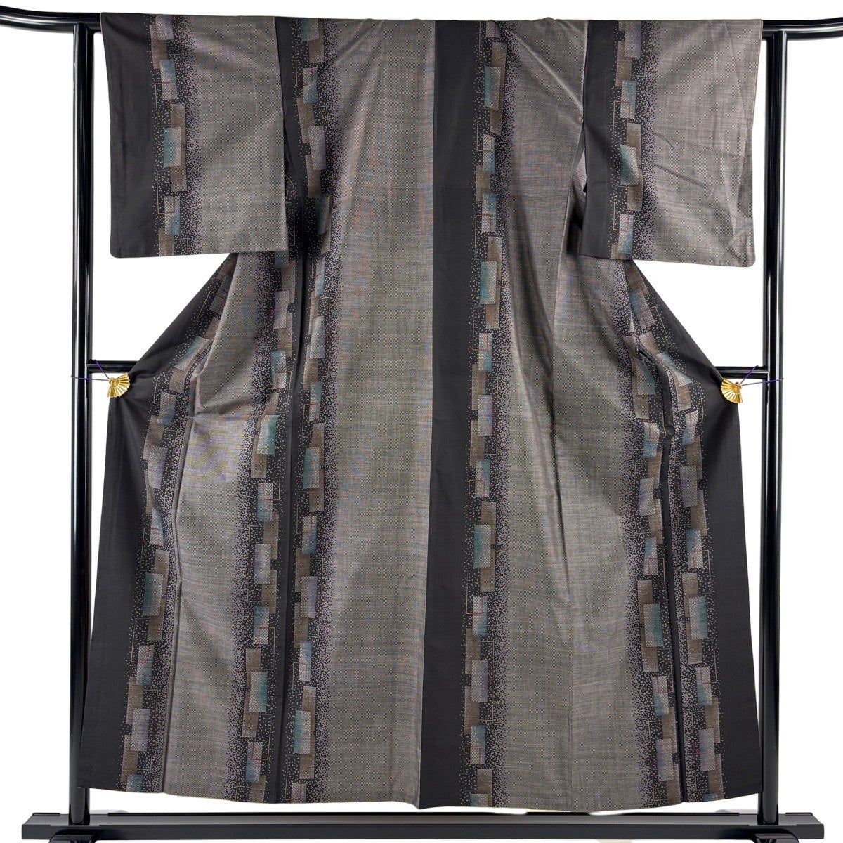 紬 身丈154cm 裄丈62.5cm S 袷 やまと 短冊 焦茶色 正絹 秀品｜中古