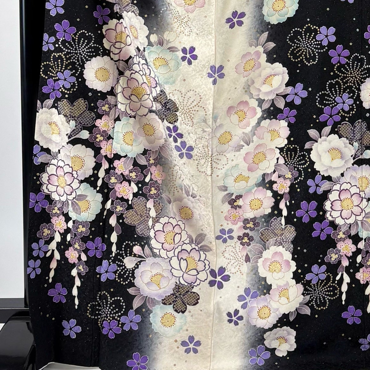 振袖 身丈171cm 裄丈69cm L 袷 桜 箔散らし 銀通し 金銀彩 黒 正絹