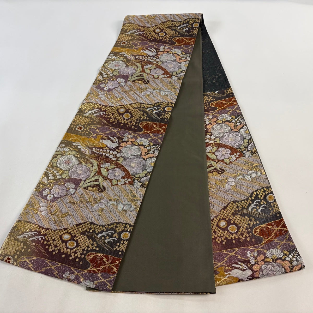 美品】 袋帯 名品 やまと うさぎ 草花 金銀糸 箔 灰紫 お太鼓柄 正絹