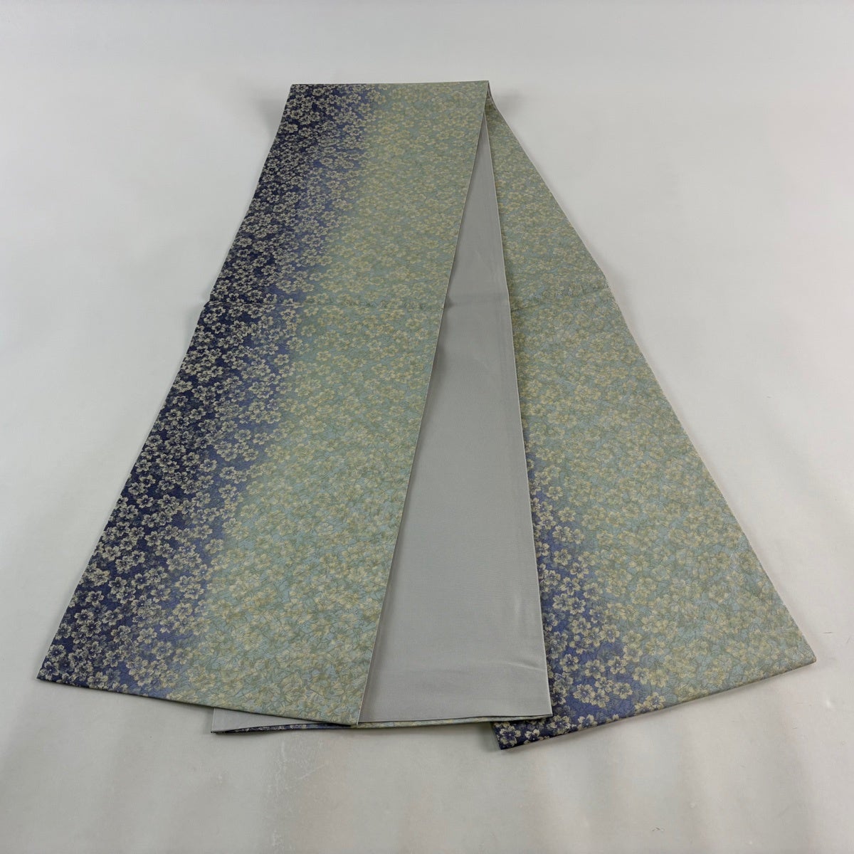 美品】 袋帯 名品 桜 金糸 水色 全通 正絹｜中古・古着・リサイクル