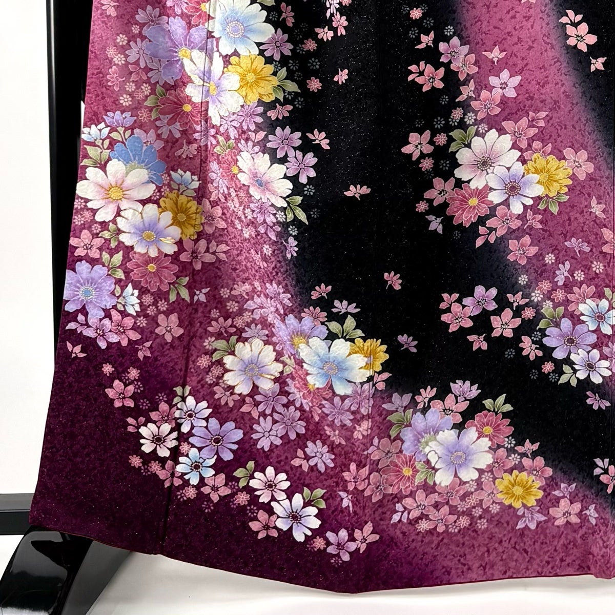 振袖 身丈163cm 裄丈68cm L 袷 草花 地紋 銀通し 金糸 黒 正絹 名品