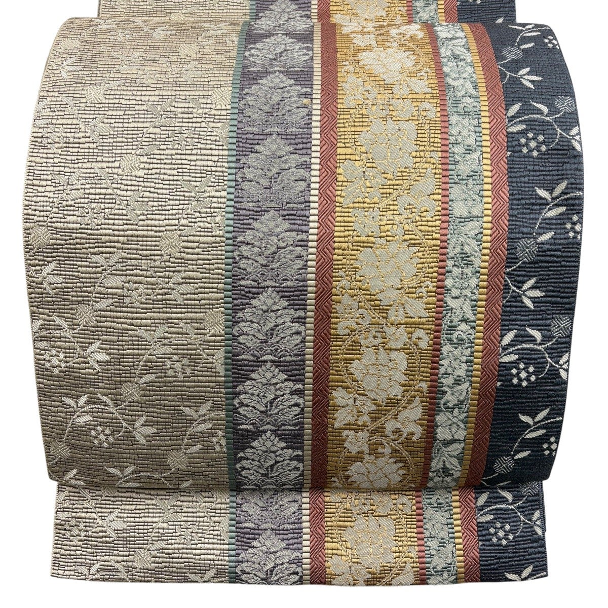 美品】 名古屋帯 名品 八寸名古屋帯 松葉仕立て 花唐草 縞 ベージュ