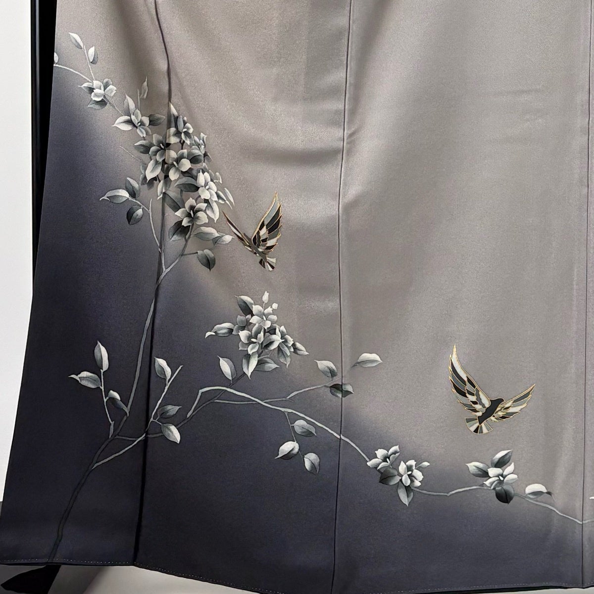 付下げ 身丈167cm 裄丈68cm L 袷 斉藤三才 落款あり 鳥 枝花 金彩