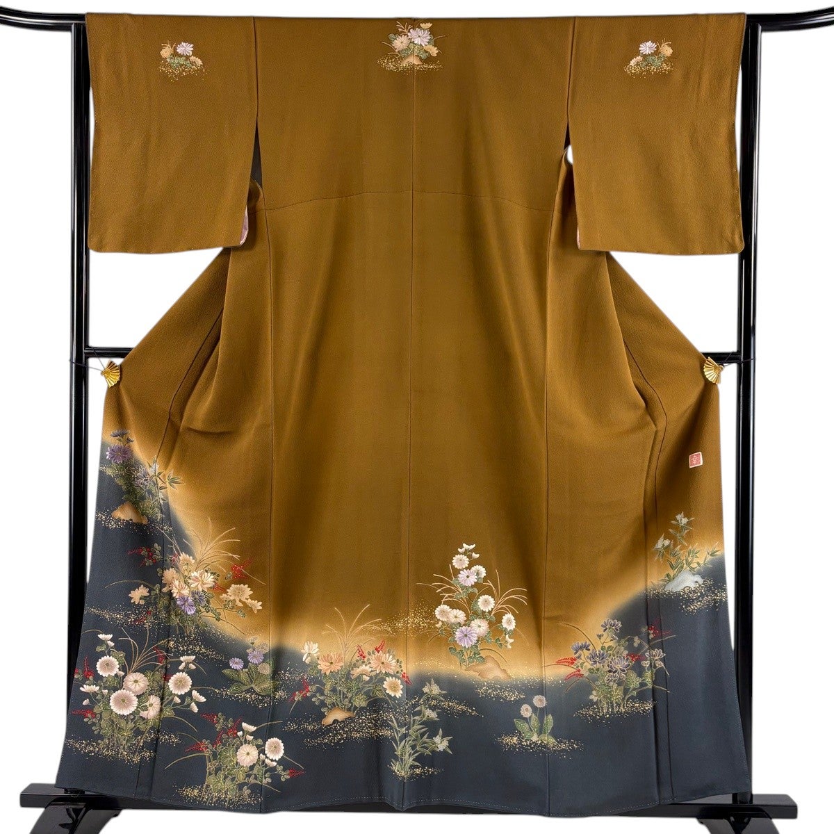 付下げ 身丈158.5cm 裄丈63cm S 袷 花井幸子 落款あり 菊 霞ぼかし