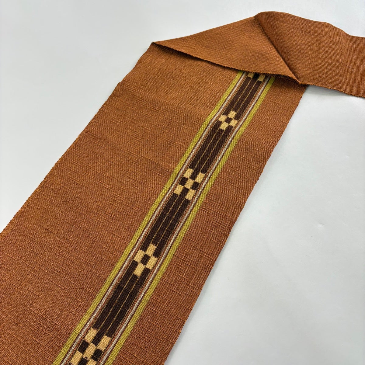 美品】 名古屋帯 名品 八寸名古屋帯 松葉仕立て 縞 幾何学模様 茶色