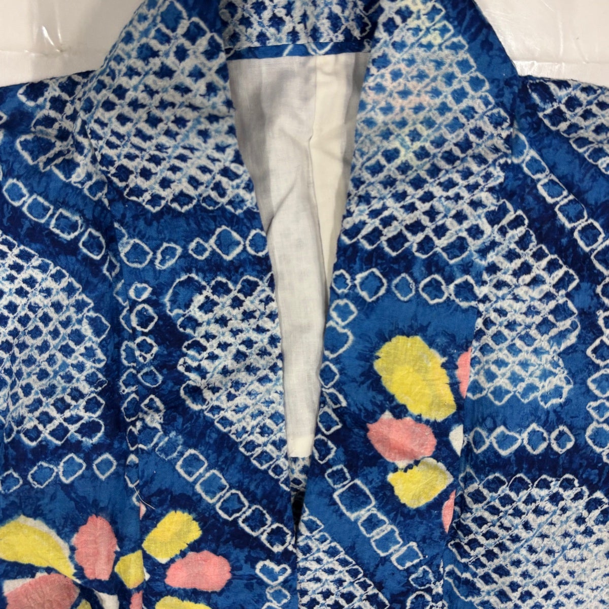 浴衣 身丈160cm 裄丈66cm M 絞り浴衣 花 斜め亀甲 青 綿 名品｜中古