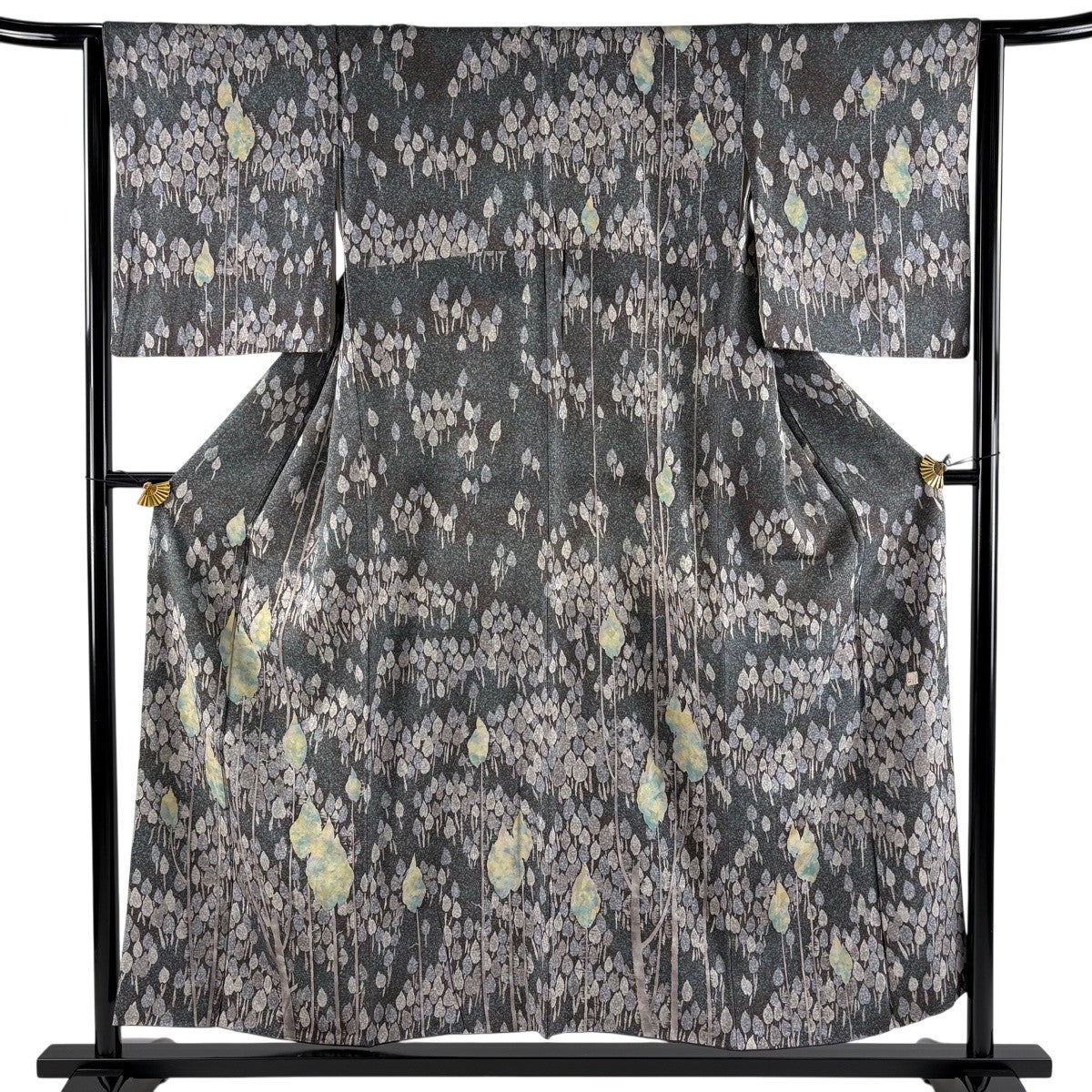 美品】 訪問着 身丈164cm 裄丈63.5cm S 袷 落款あり 花丸文 草花