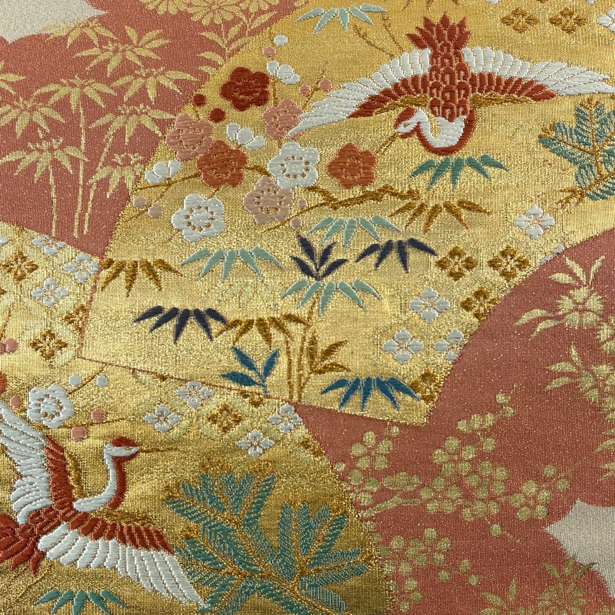 美品】 袋帯 秀品 関西仕立て 松竹梅 鶴 金糸 刺繍 サーモンピンク 六