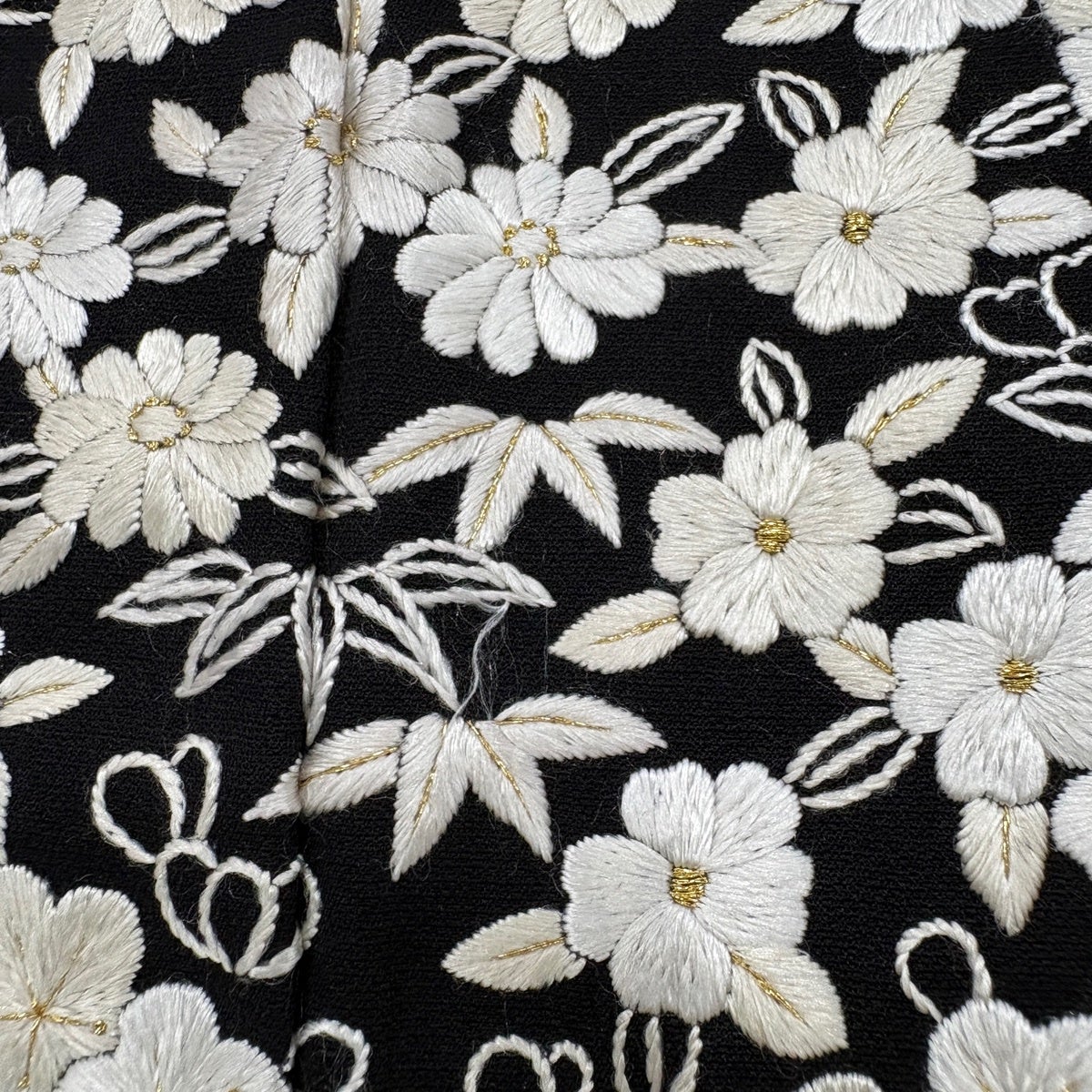 訪問着 身丈166cm 裄丈67cm M 袷 ヱ霞 草花 刺繍 金糸 クリーム 正絹