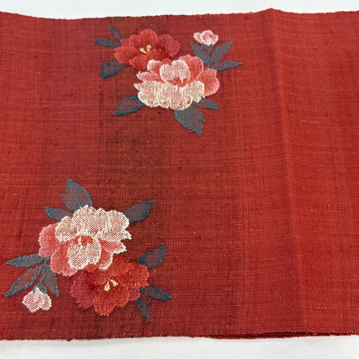 H-431 名古屋帯 松葉仕立て 正絹 八寸 未使用 紬 花唐草 美品】 名古屋帯 優品 八寸名古屋帯 松葉仕立て 紬地 草花 幾何学 茜色