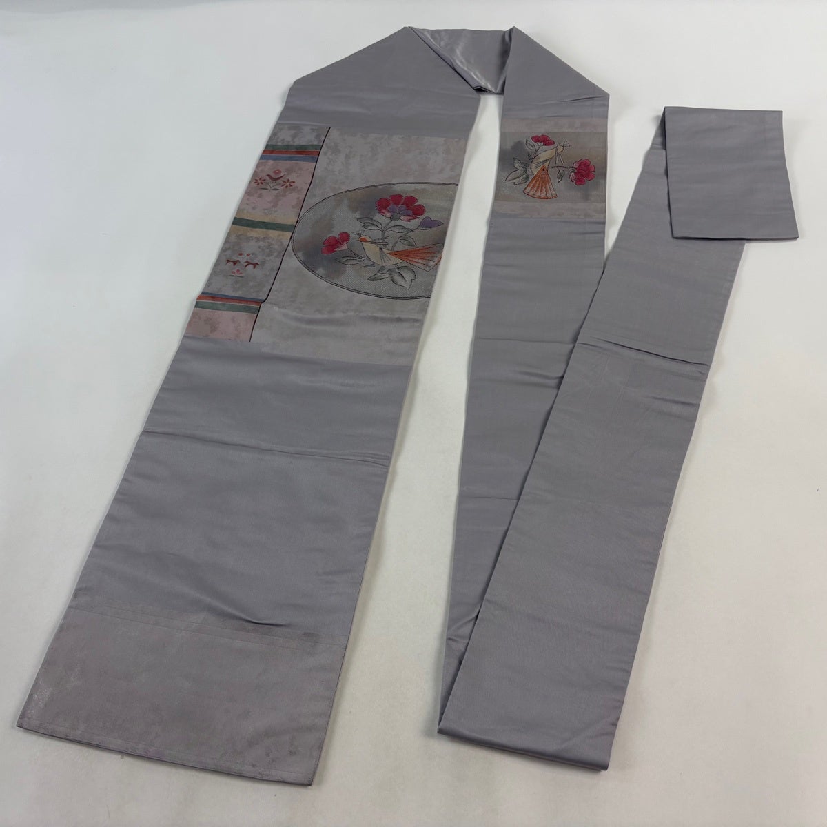 名古屋帯 優品 関西仕立て 鳥 草花 箔 灰色 正絹｜中古・古着