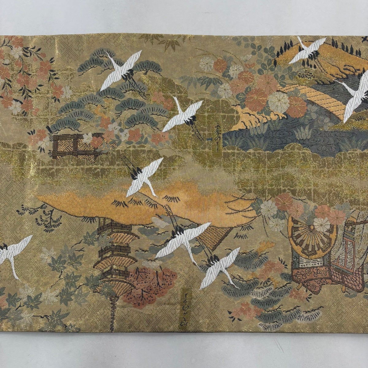 美品】 袋帯 秀品 鈴乃屋 群鶴洛中洛外 箔 唐織 金色 お太鼓柄 正絹