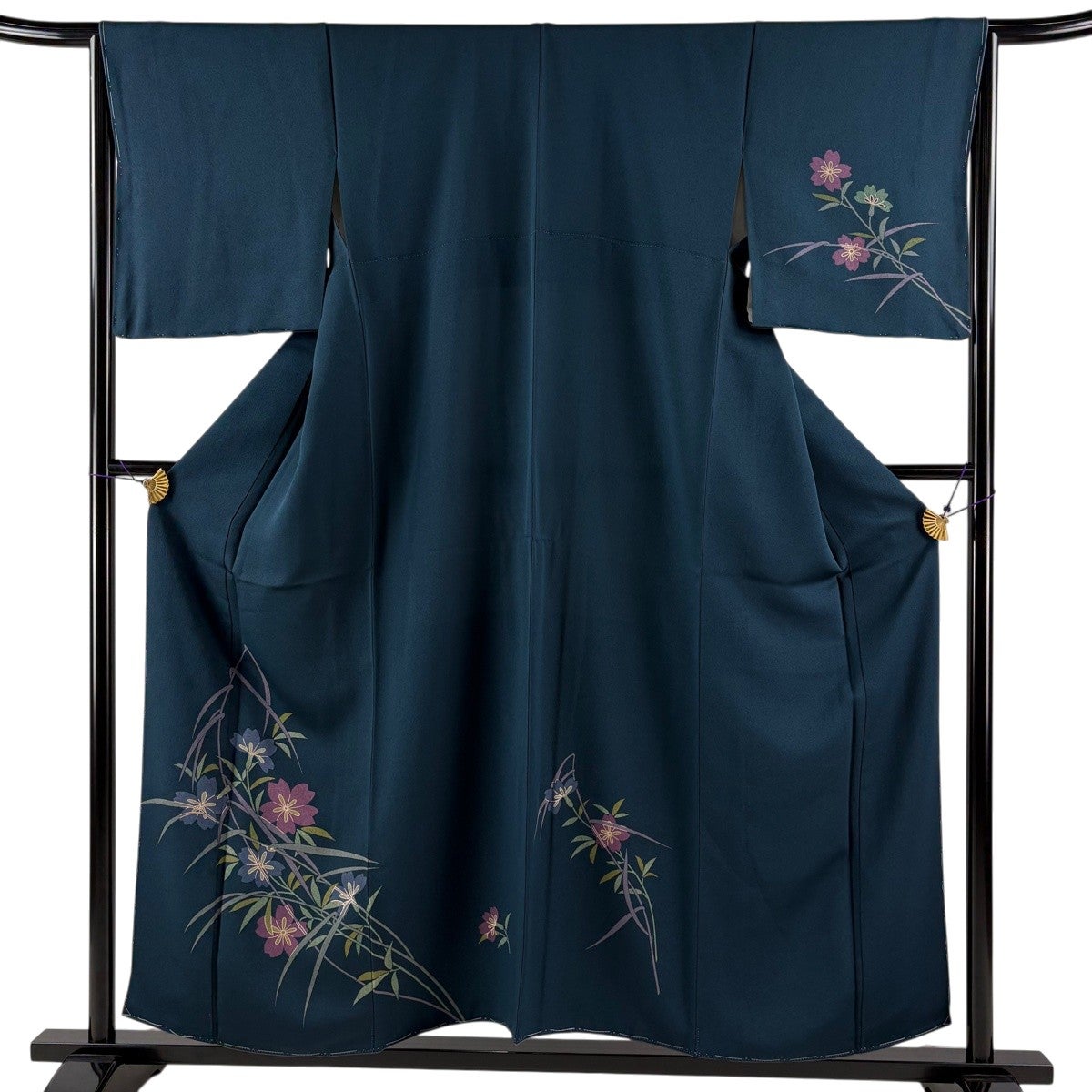 美品】 付下げ 身丈168.5cm 裄丈69cm L 袷 草花 幾何学模様 絞り 墨色