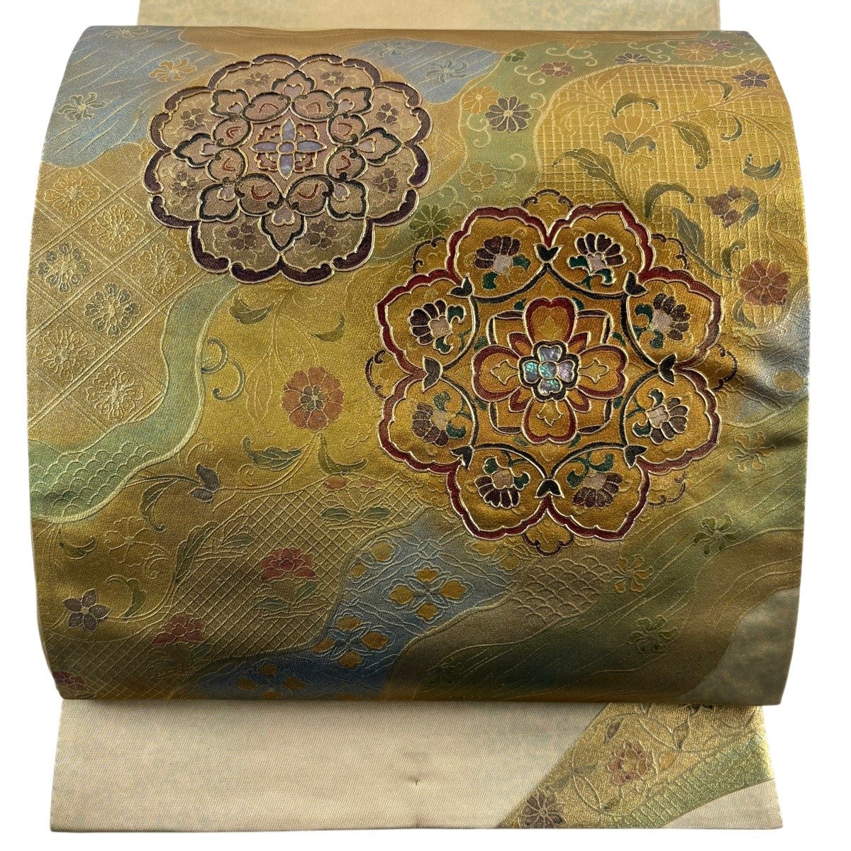 50%OFF 袋帯 名品 華文 草花 螺鈿 金彩 金色 お太鼓柄 正絹 K50｜中古