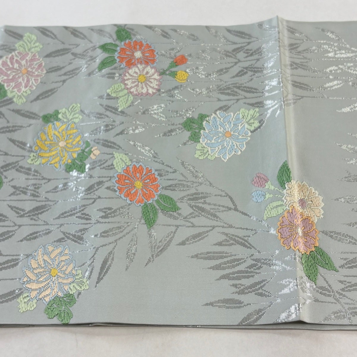 開き名古屋帯 秀品 草花 箔 灰緑 正絹｜中古・古着・リサイクル着物