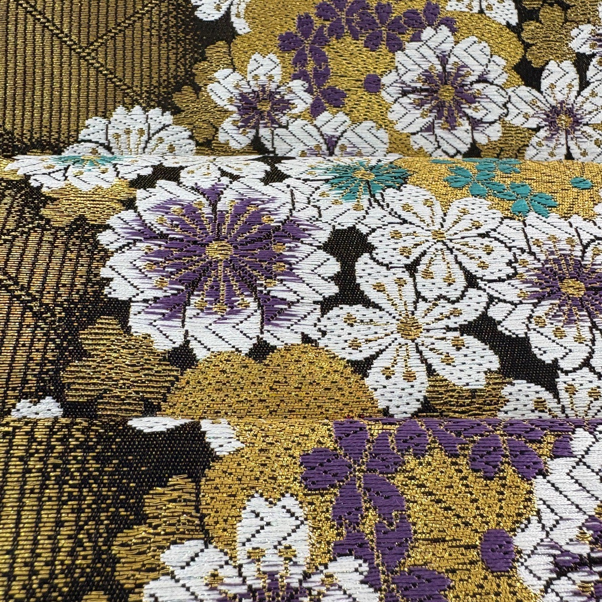 袋帯 秀品 桜 桧垣文 箔 金色 六通 正絹｜中古・古着・リサイクル着物