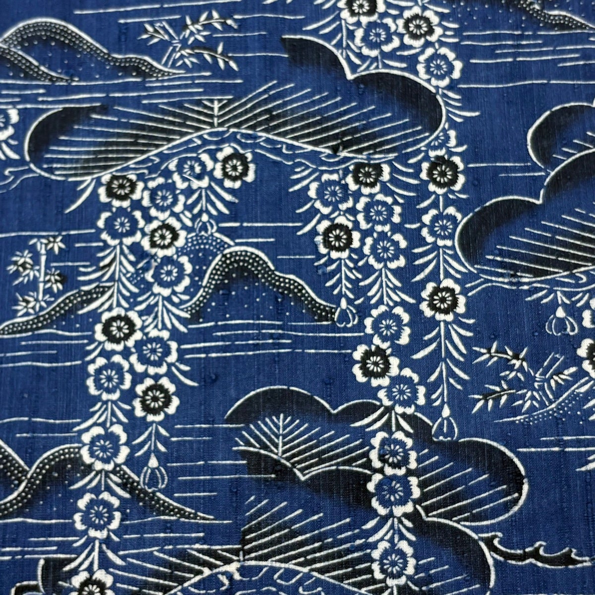 開き名古屋帯 逸品 浦野理一 松 枝垂れ桜 藍染 藍色 正絹｜中古・古着
