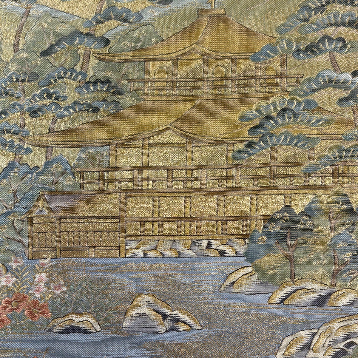 美品】 丸帯 名品 金閣寺 京名所 金銀糸 箔 金色 お太鼓柄 正絹｜中古