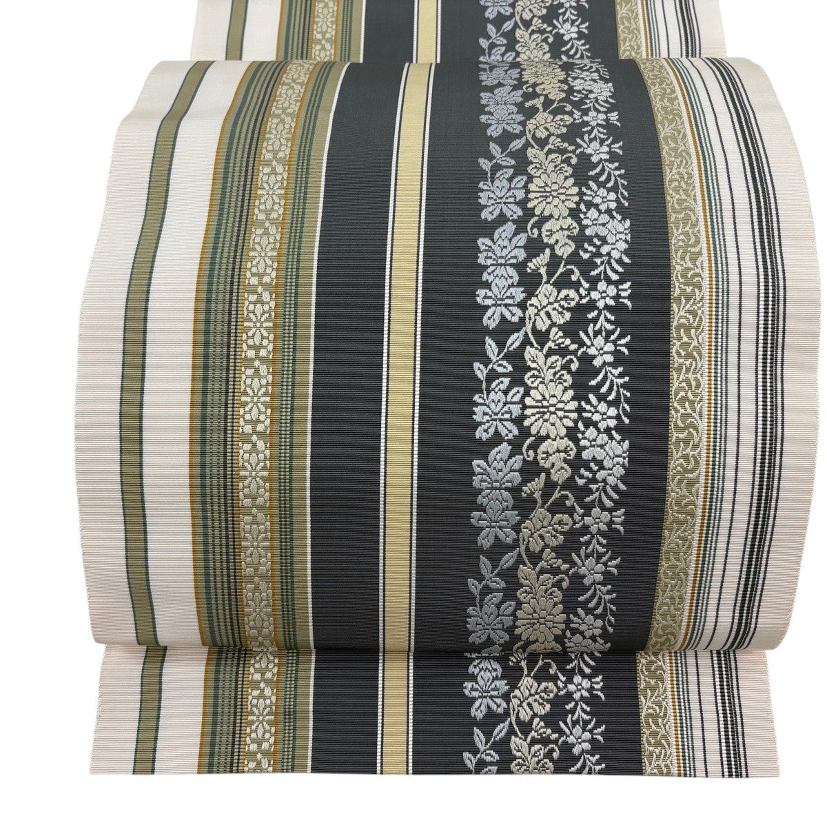 美品】 名古屋帯 逸品 八寸名古屋帯 松葉仕立て 草花 縞 クリーム 正絹