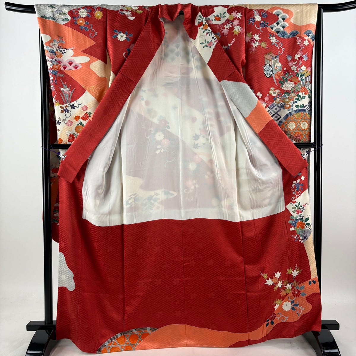 振袖 身丈166.5cm 裄丈66cm M 袷 御所車 牡丹 金糸 金彩 赤 正絹 秀品