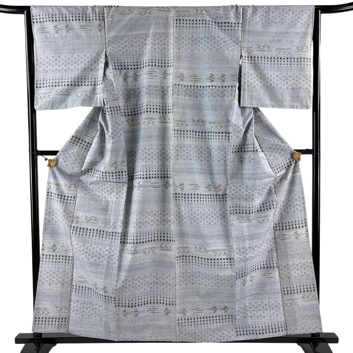 紬 身丈159.5cm 裄丈65cm M 単衣 燕 絣柄 水色 正絹 秀品｜中古・古着