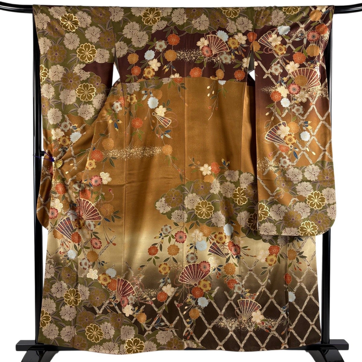 美品】 振袖 身丈159cm 裄丈67cm M 袷 桧扇 桜 金糸 金彩 茶色 正絹 秀
