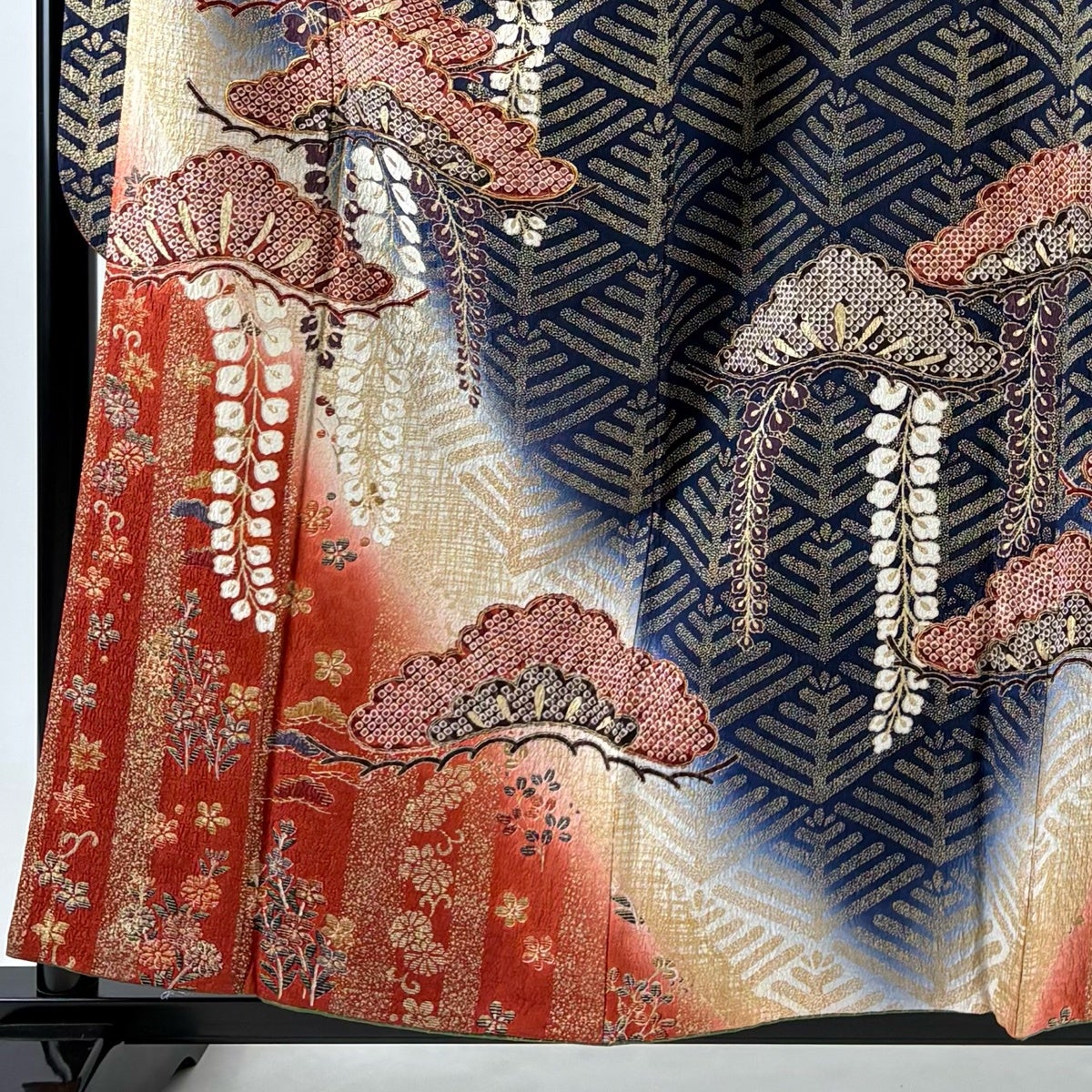 振袖 身丈158cm 裄丈65cm M 袷 笠松 藤 金糸 金彩 紺色 正絹 秀品